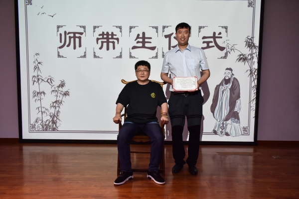 刘元柱 刘新雨 刘元柱 刘新雨.jpg