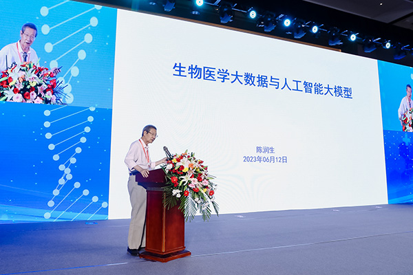 新闻13 新闻13.jpg